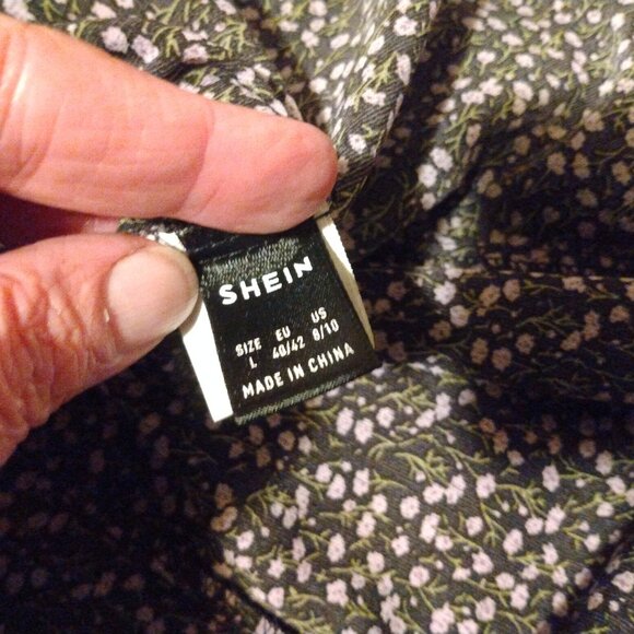 Shein Black Floral Puff Sleeve Smocked Dress L Cottagecore Coquette Feminine - Picture 9 of 10